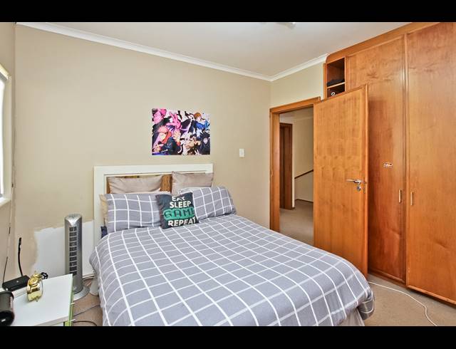 4 BEDROOM HOUSE FOR SALE IN KENSINGTON